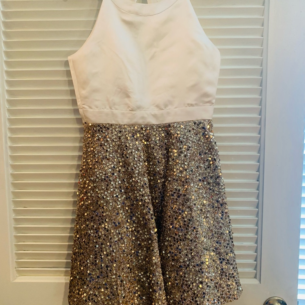 Elegant Halter Sequin Dress